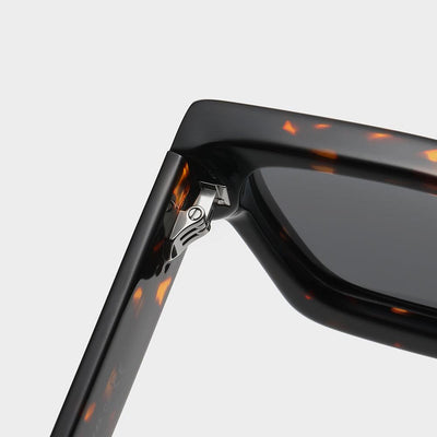 Drippy Lion X Sunglasses - ON SLICE